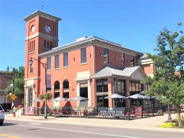 Bar For Sale in Downtown Milton