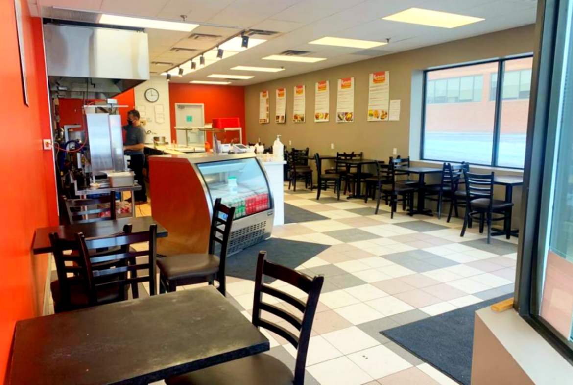 Barrie restaurant front side image