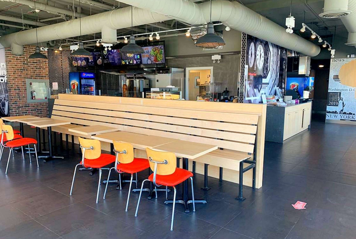 full hall image of restaurant