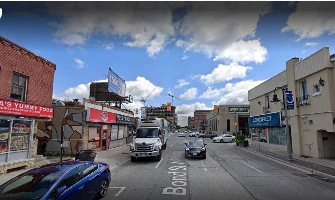 Mama's yumm food road image