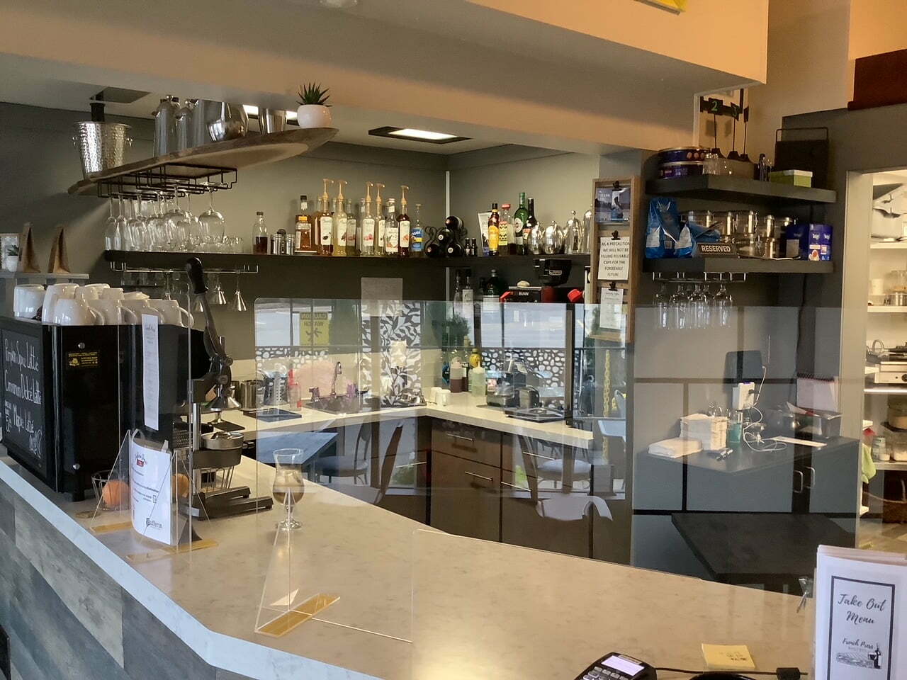 restaurant bar