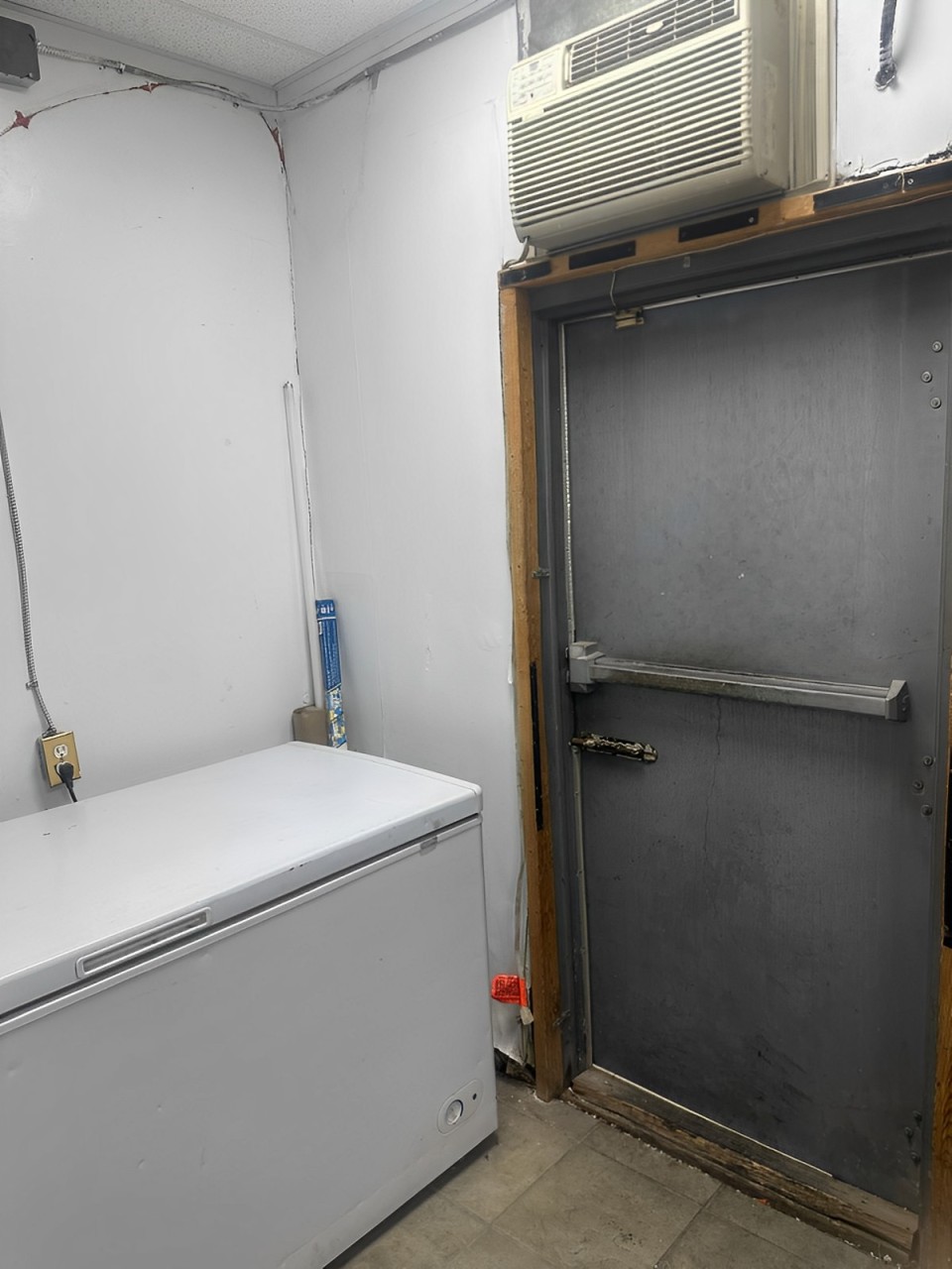 WhatsApp Image 2025-01-13 at 4.55.02 PM (1)