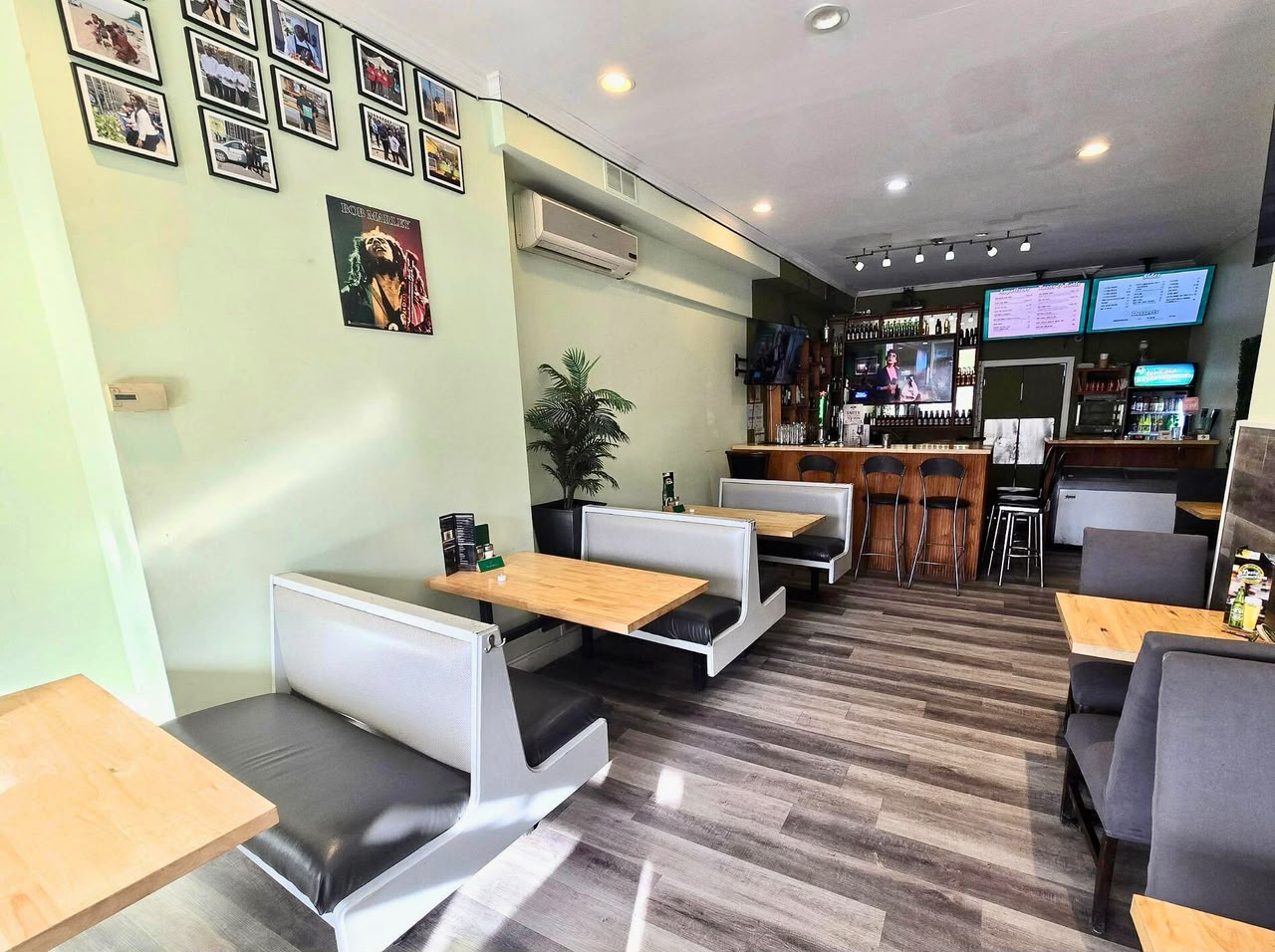 Amazing Turnkey Restaurant Business for Sale in The Junction, Toronto, Ontario